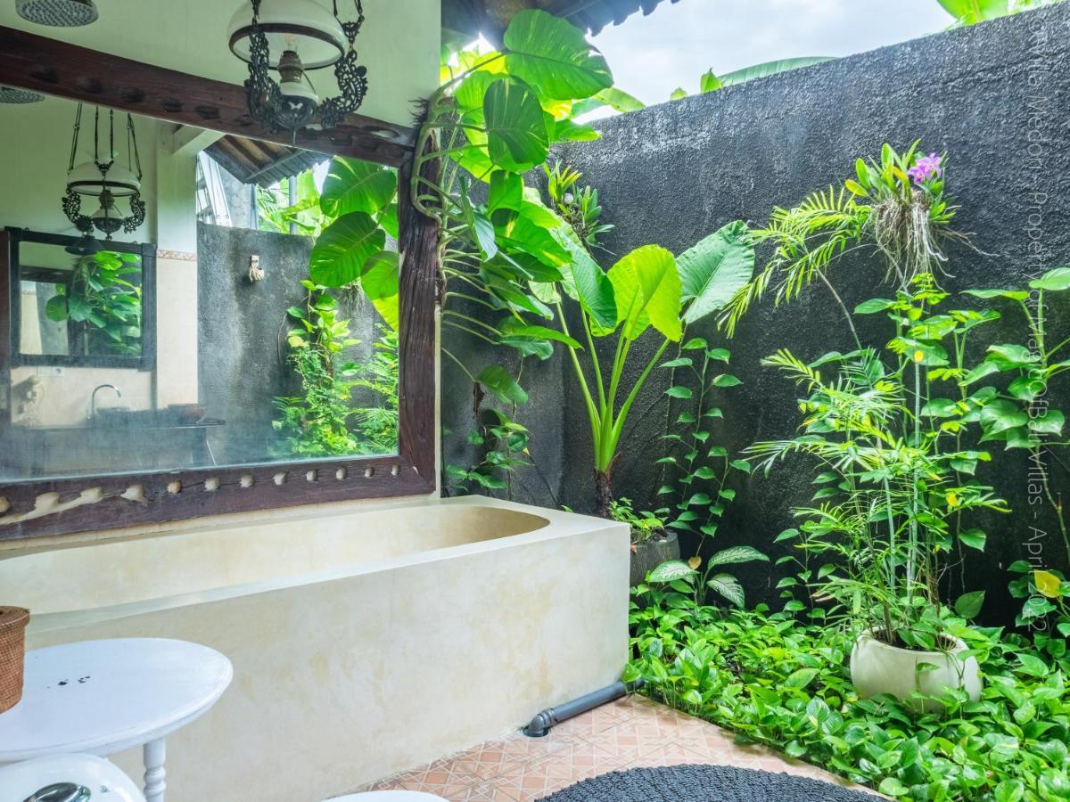 Villa Enjoy - Seminyak Center المظهر الخارجي الصورة