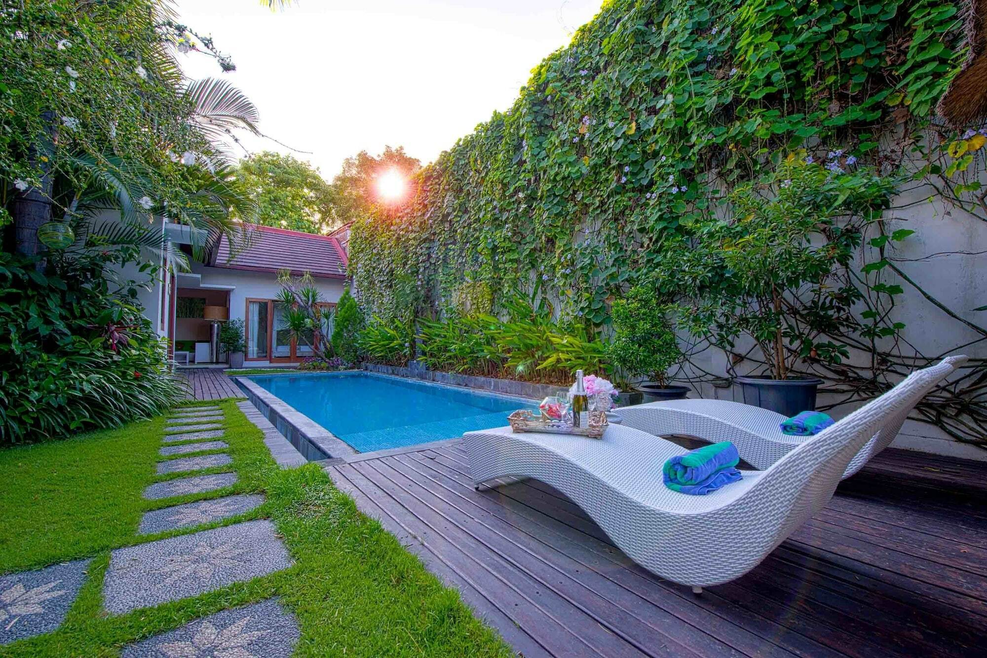 Villa Enjoy - Seminyak Center المظهر الخارجي الصورة
