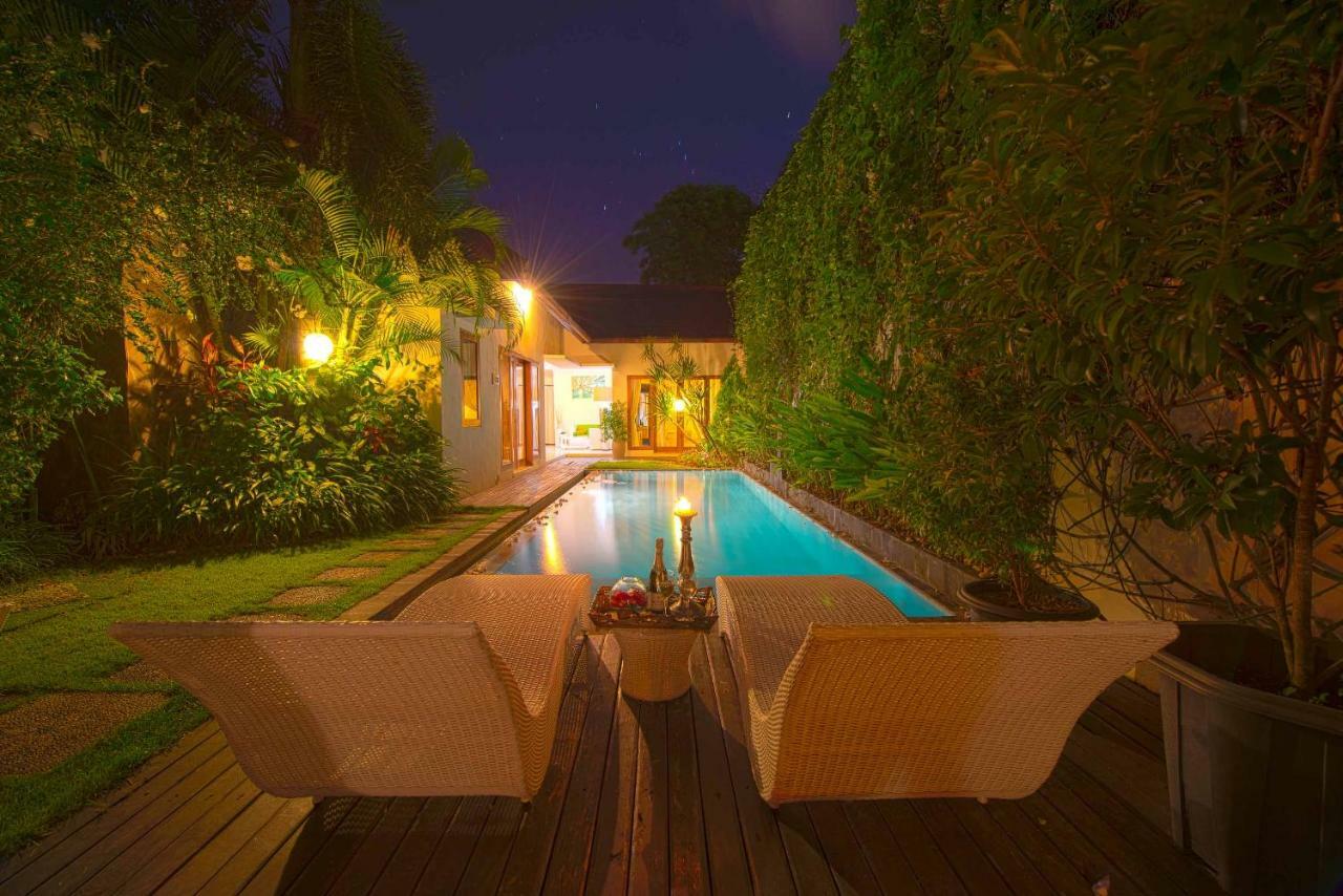 Villa Enjoy - Seminyak Center المظهر الخارجي الصورة